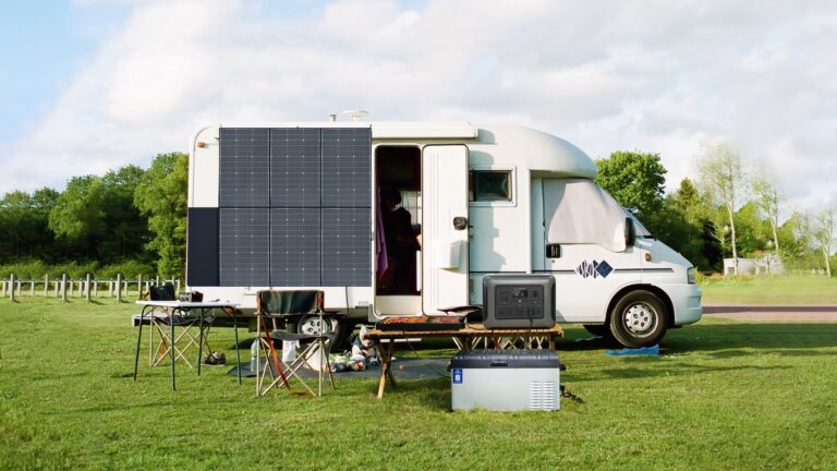 Solar Power Kits Portable Backup for Home Camping