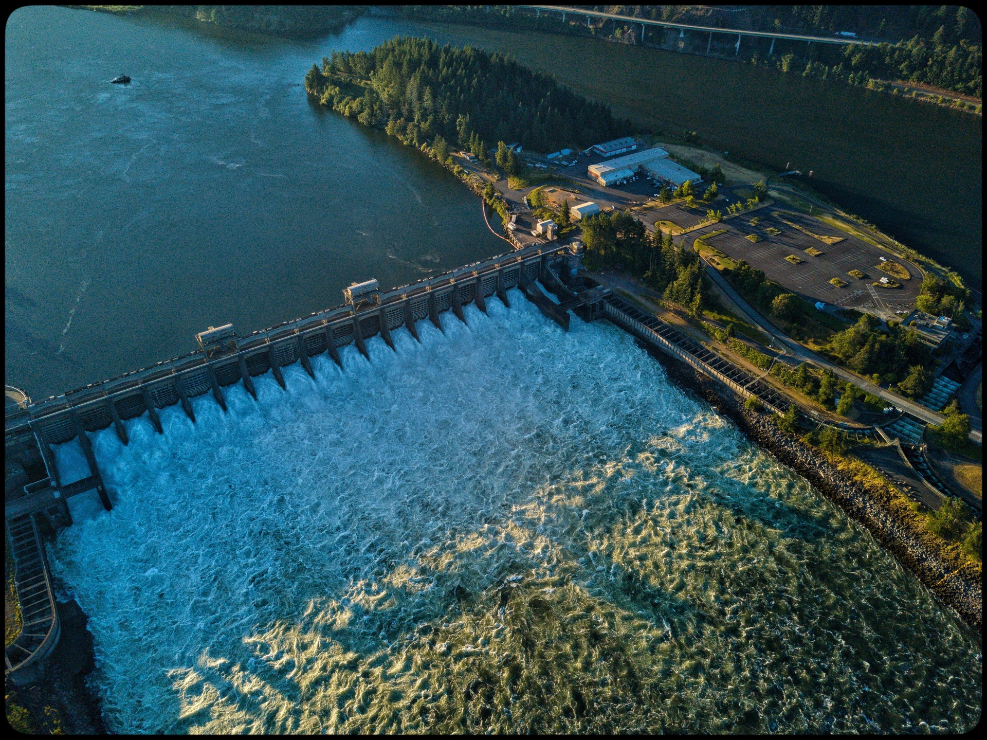 Hydroelectric Power Benefits Costs and How It Works